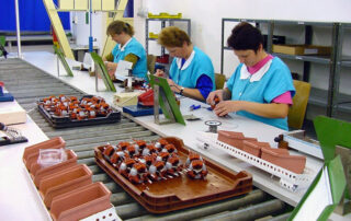 TI-Electronic inductor production picture